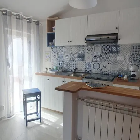 Holiday home Santafe'- Attico A Due Passi Dal Mare - Parcheggio Privato Montesilvano