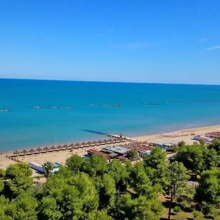 Santafe'- Attico A Due Passi Dal Mare - Parcheggio Privato 度假居 *