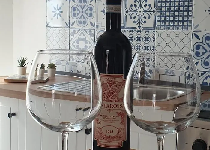 Nyaraló Santafe'- Attico A Due Passi Dal Mare - Parcheggio Privato Montesilvano Marina