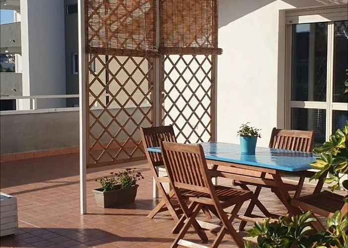 Nyaraló Santafe'- Attico A Due Passi Dal Mare - Parcheggio Privato