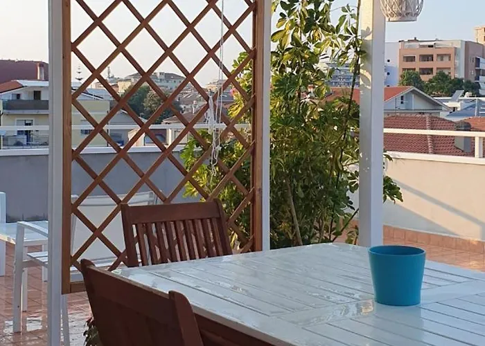 Santafe'- Attico A Due Passi Dal Mare - Parcheggio Privato Montesilvano Marina